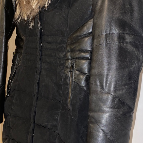 Danier Black Leather Jacket with REAL Fur Trim - Picture 11 of 13